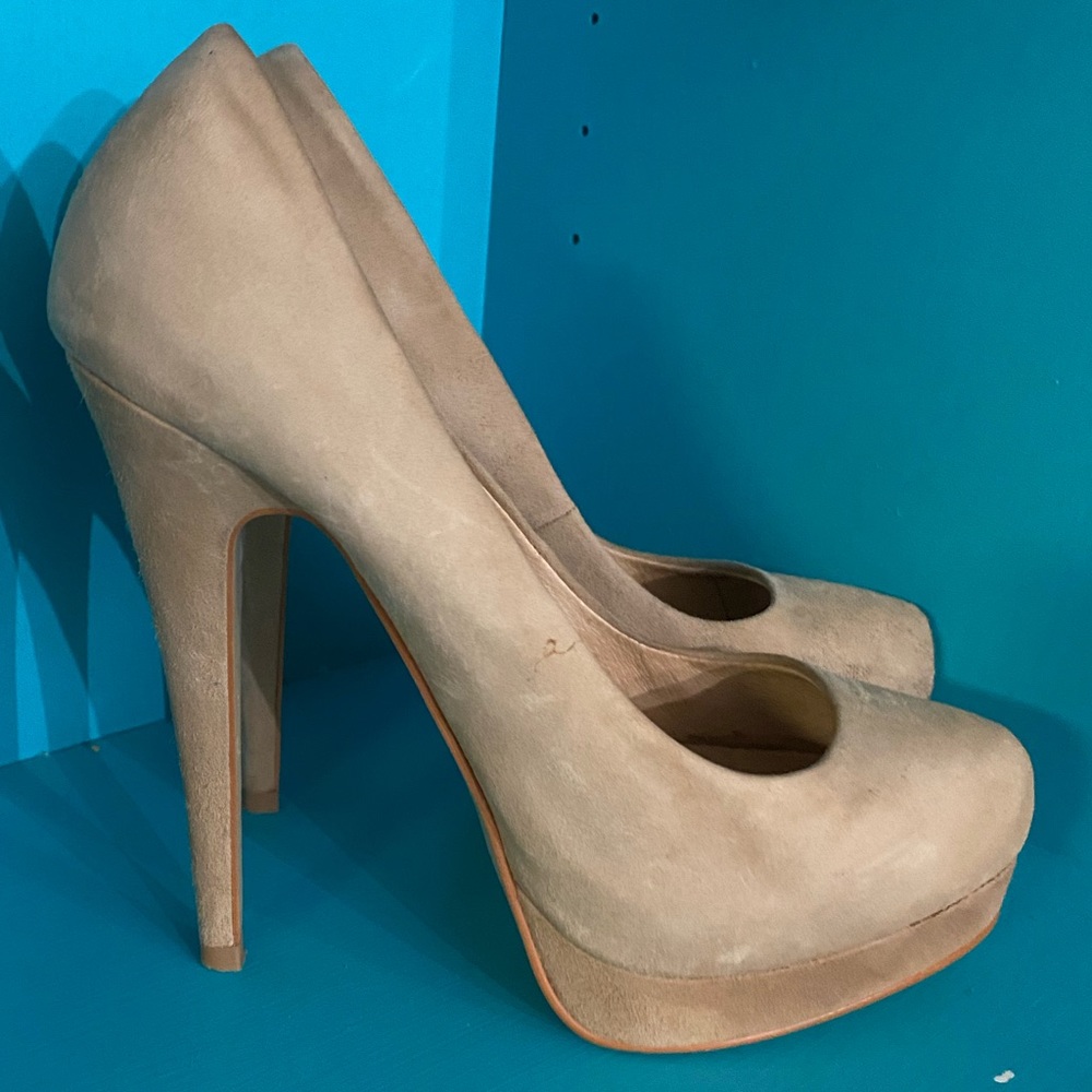 Aldo nude suede heels